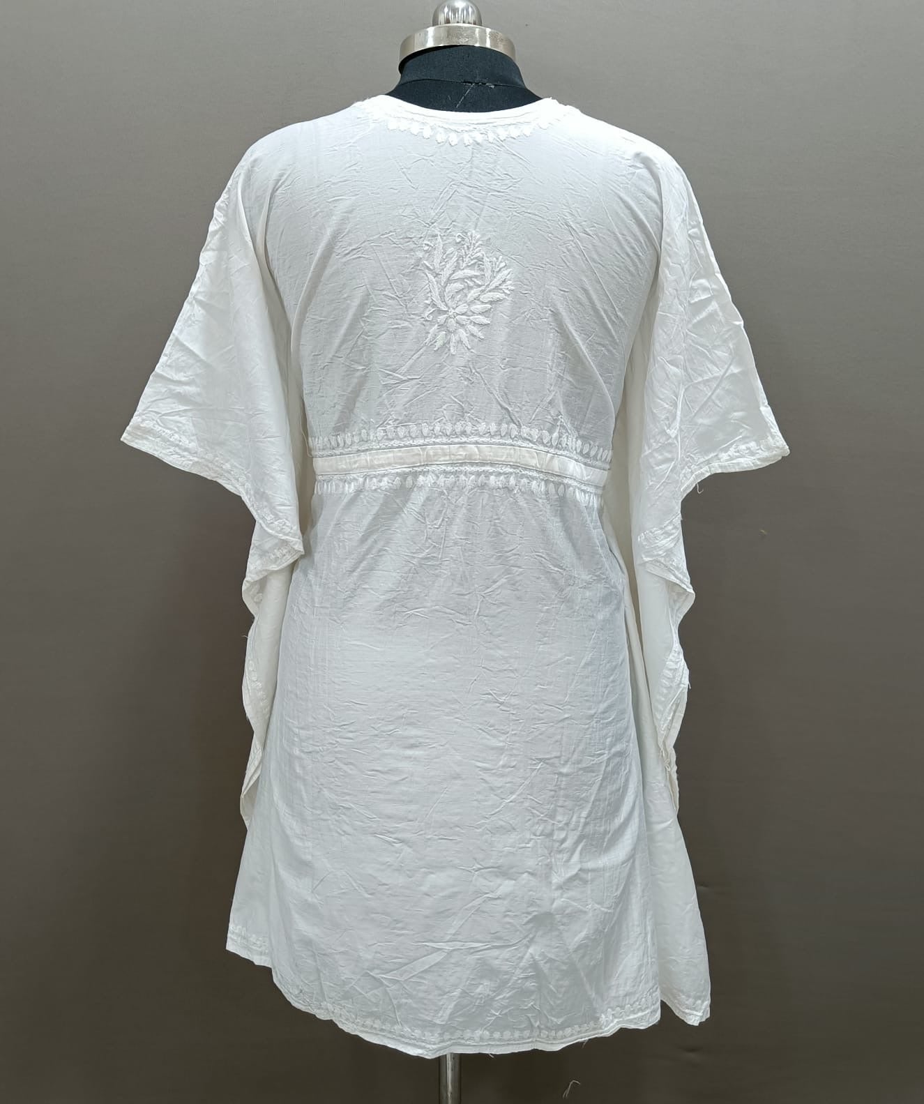 Zubey Chikankari Kaftan