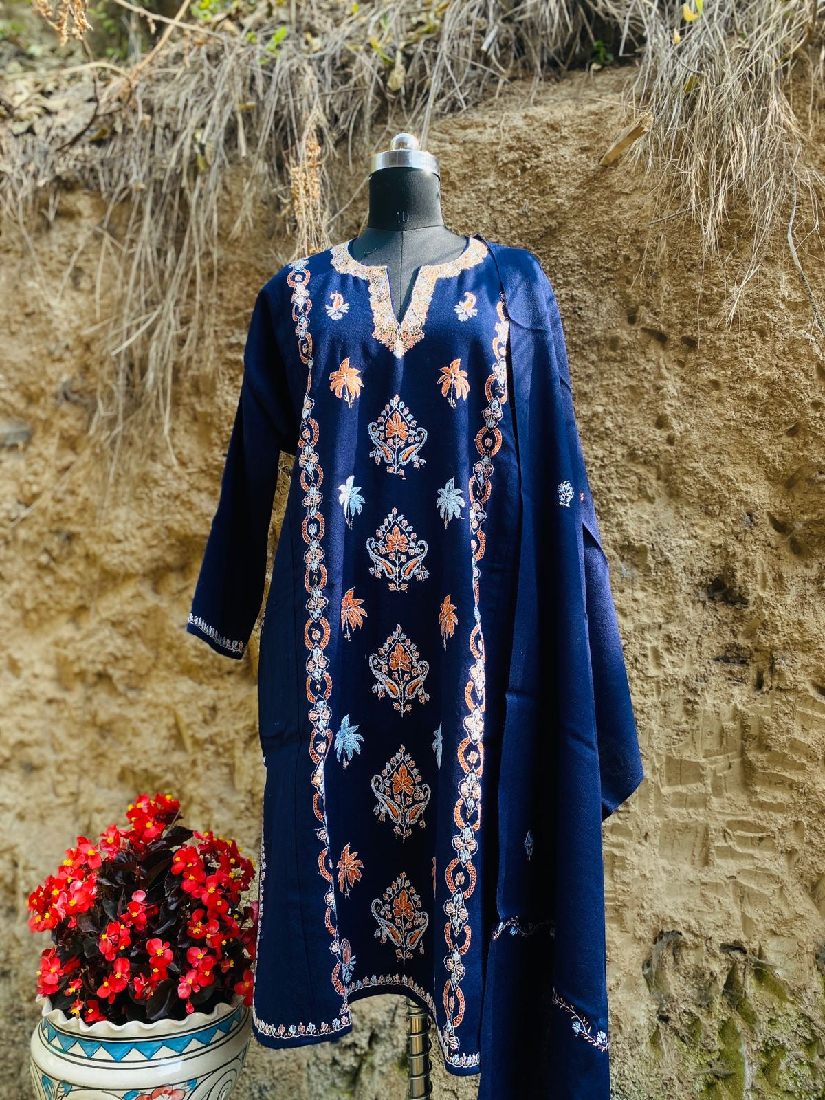 Kashmiri Pure Wool Kurta & Stole