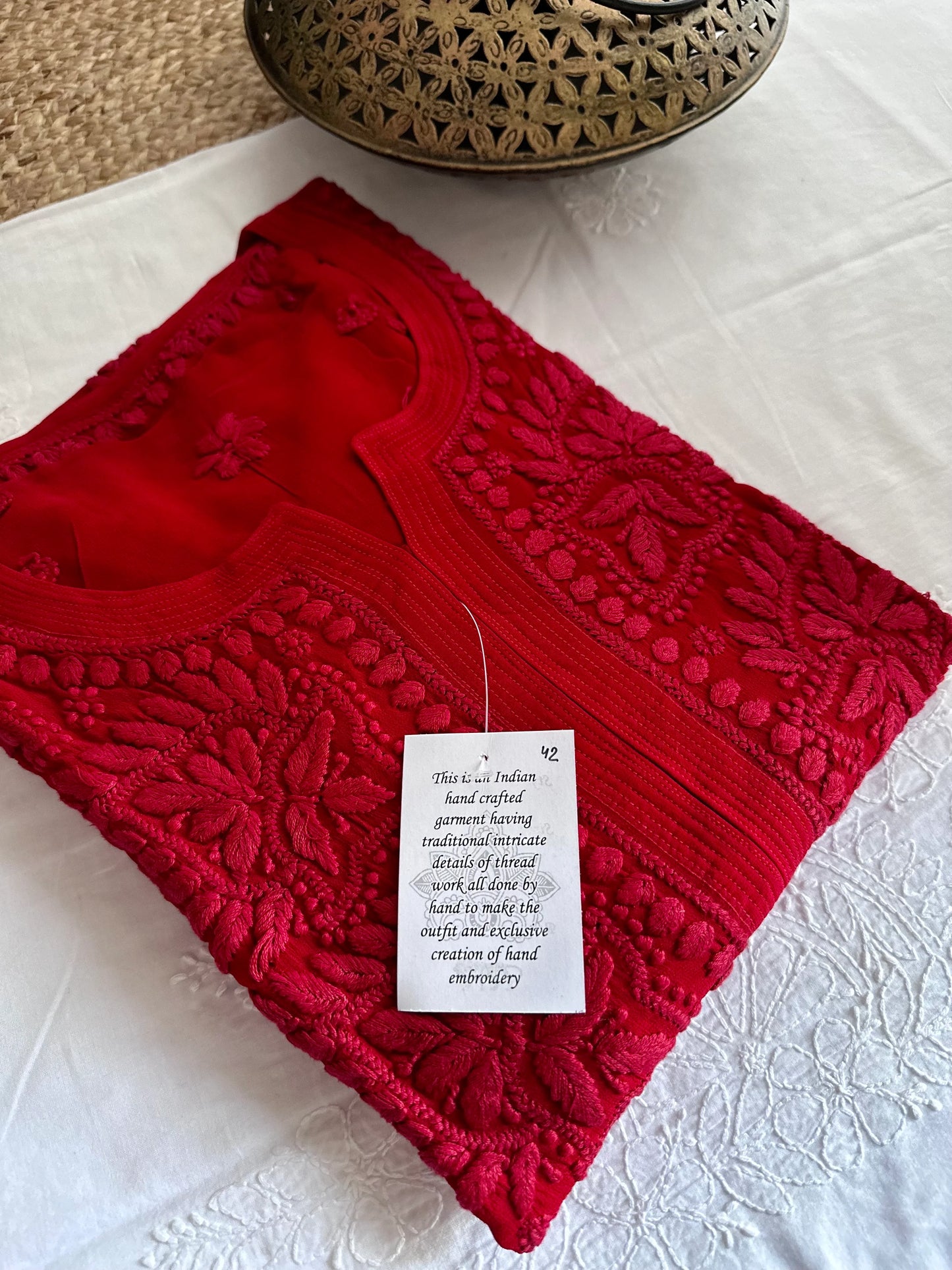 Resha Phool Chikankari Kurta