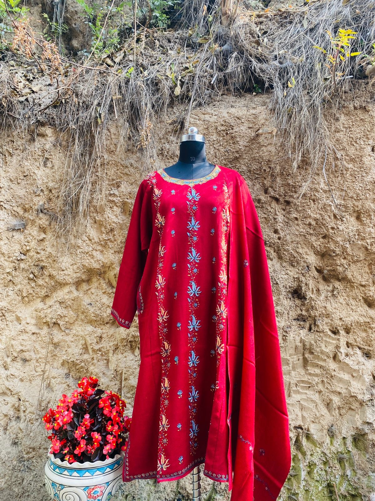 Kashmiri Pure Wool Kurta & Stole