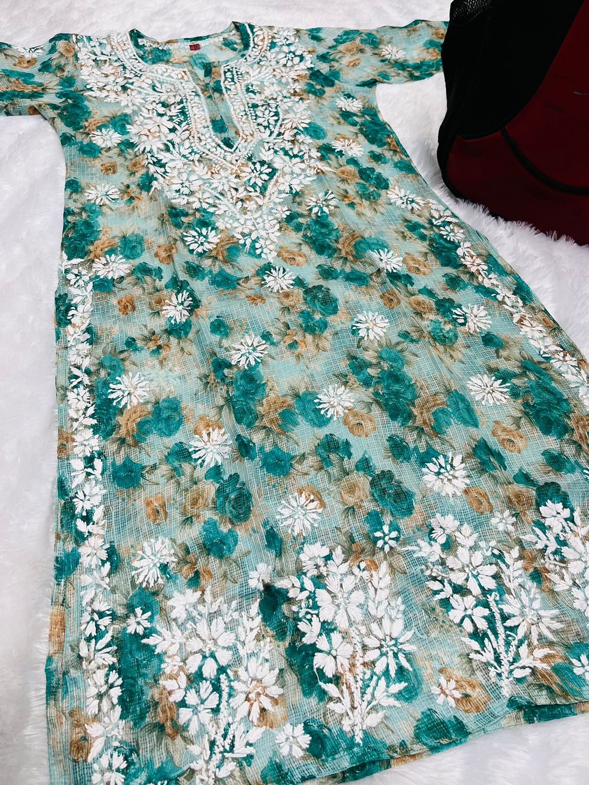 Muraad Chikankari Kurti