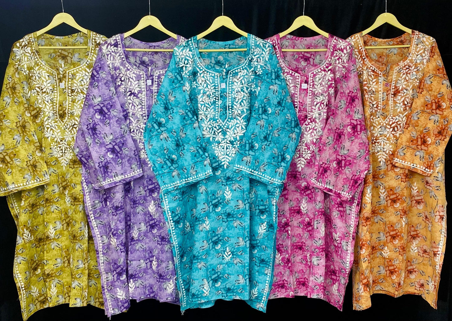 Mahnoor Chikankari Kurti