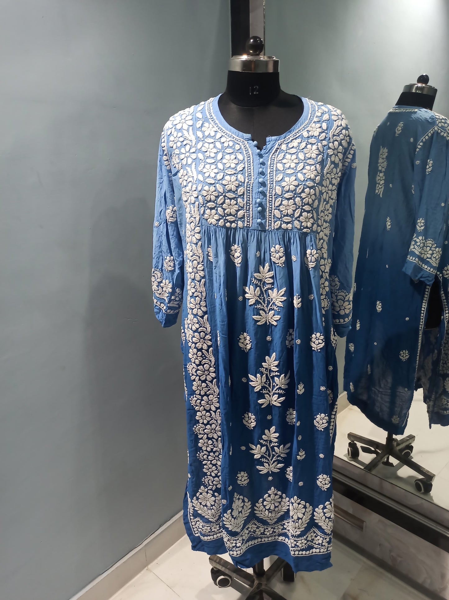 Kaya Premium Chikankari Kurta/ Set