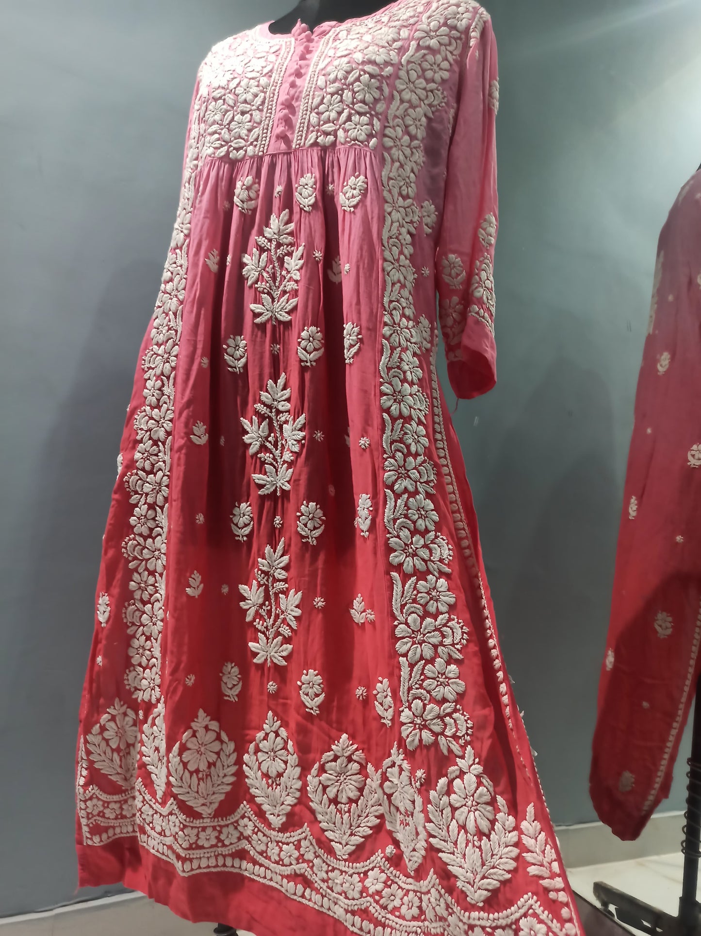 Kaya Premium Chikankari Kurta/ Set