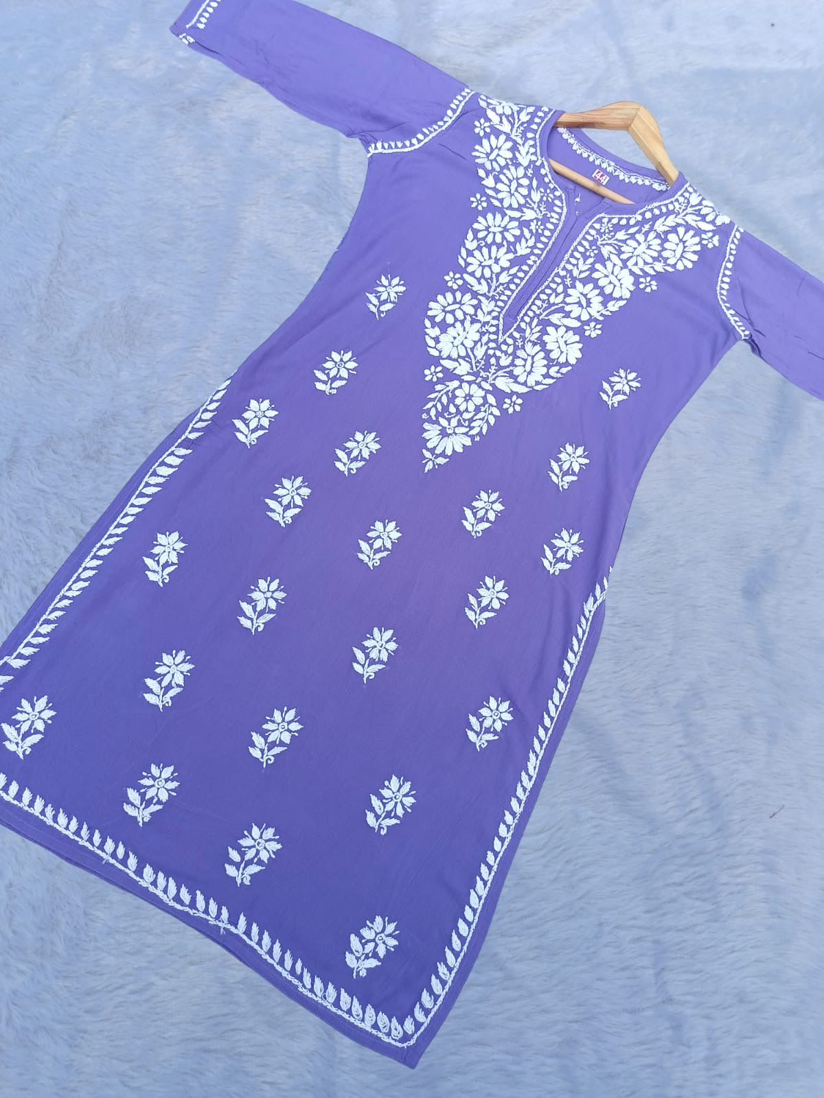 Minimal Chikankari Kurta