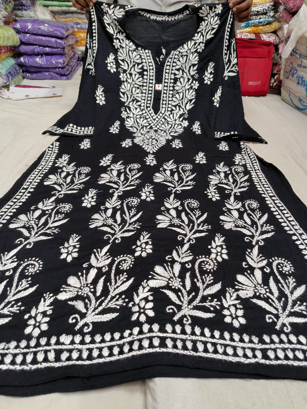 Inaya Chikankari Kurta