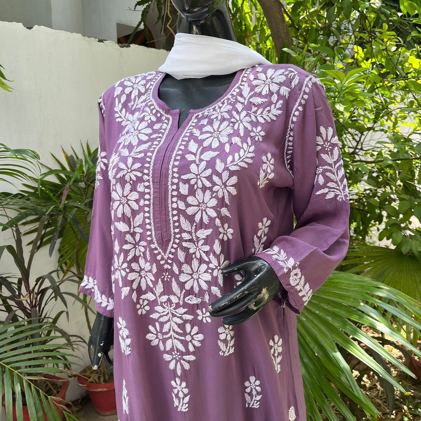 Shehnaaz Chikankari Suit