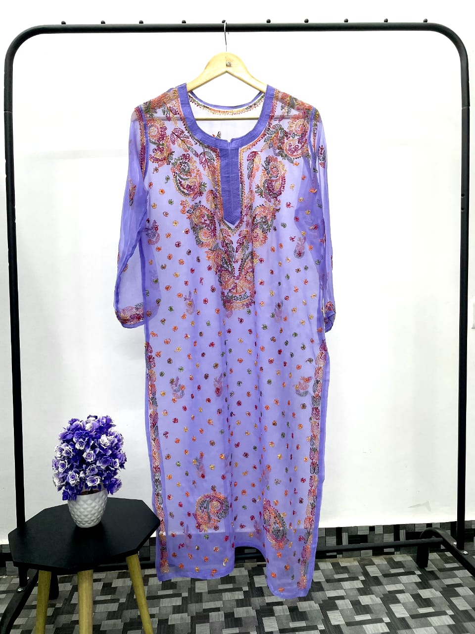 Inaayat Chikankari Multi Keel Kurta